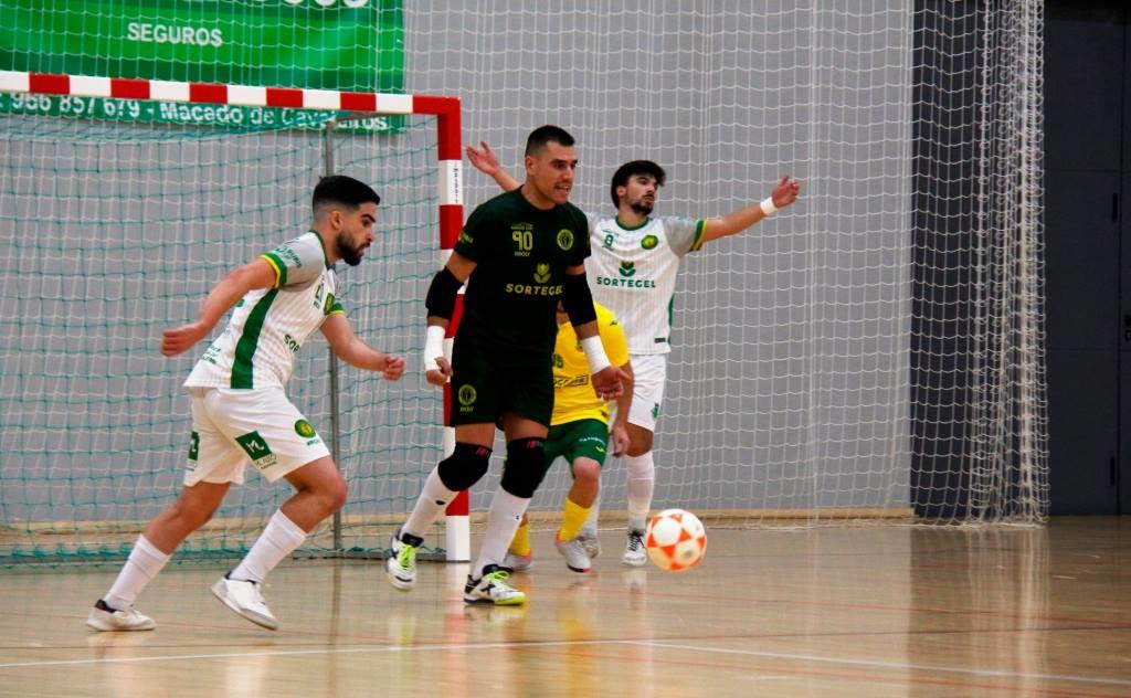 Futsal: Macedense sofre mas segura vitória frente ao Paços de Ferreira e fica mais perto da manutenção