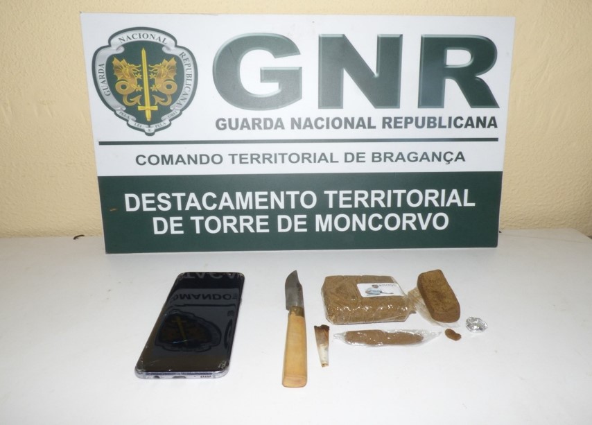 Homem detido por tráfico de droga em Alfândega da Fé