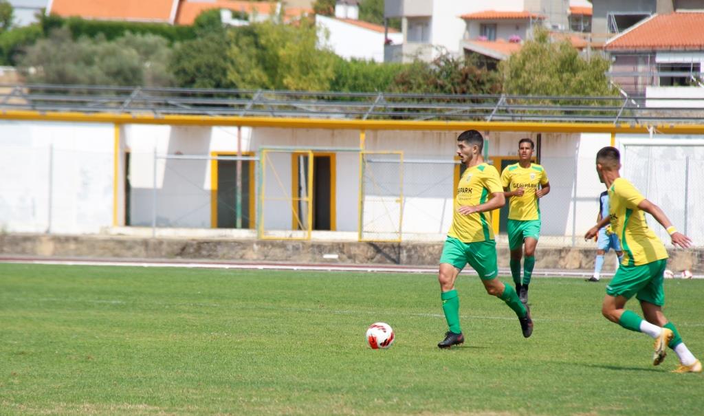 Derrota caseira coloca Macedo na última posição