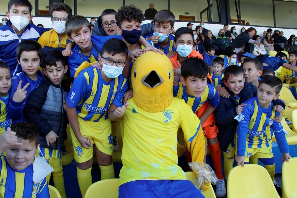 Futebol: GDB apresenta “Hino” e a mascote o “Canarinho”