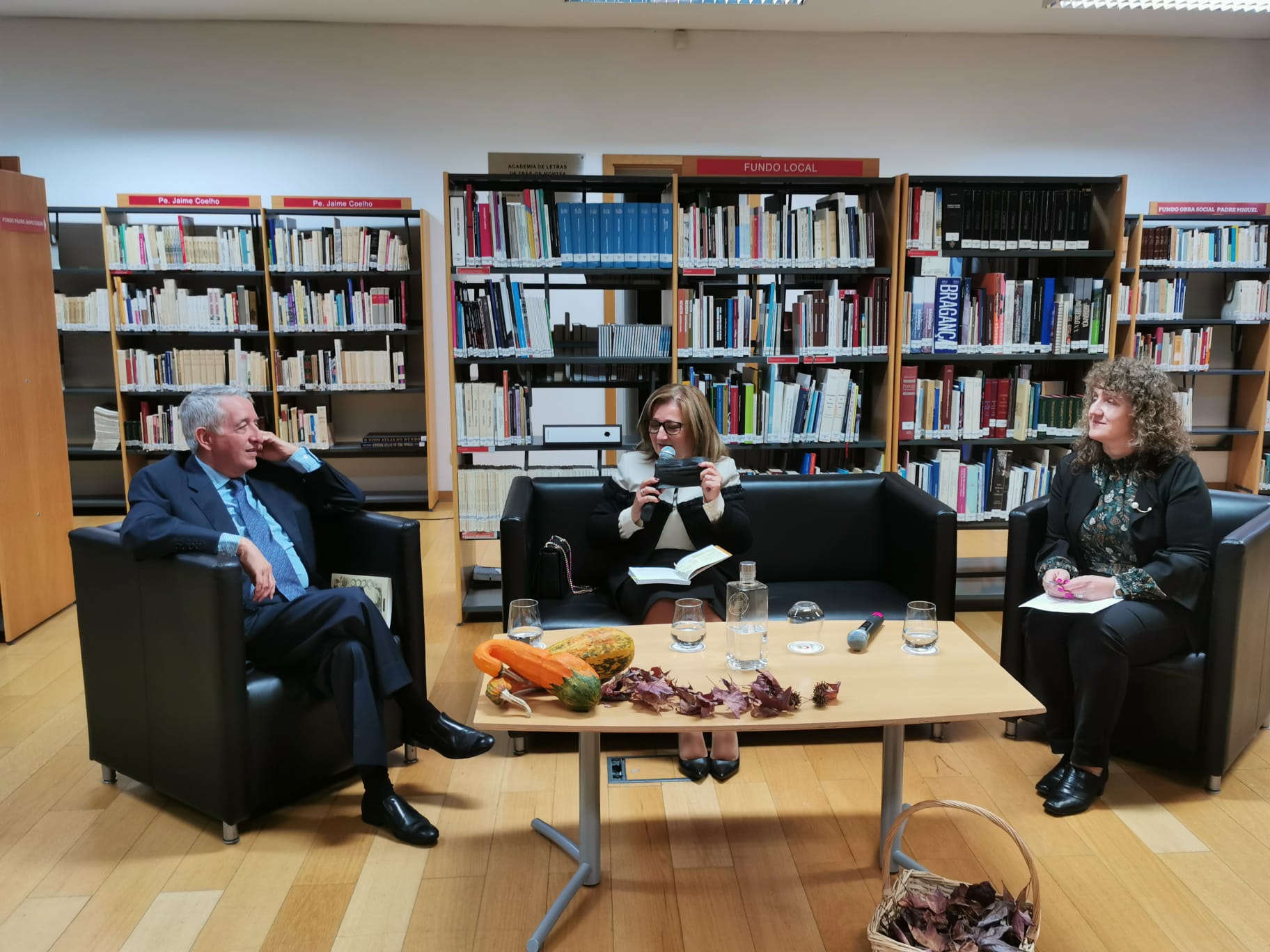 Brigantino Virgílio Nogueiro Gomes apresenta livro “À Portuguesa” na terra natal