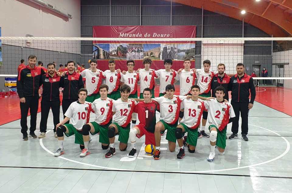 Voleibol: Selecção Nacional sub-18 vence primeiro jogo de preparação em Miranda do Douro
