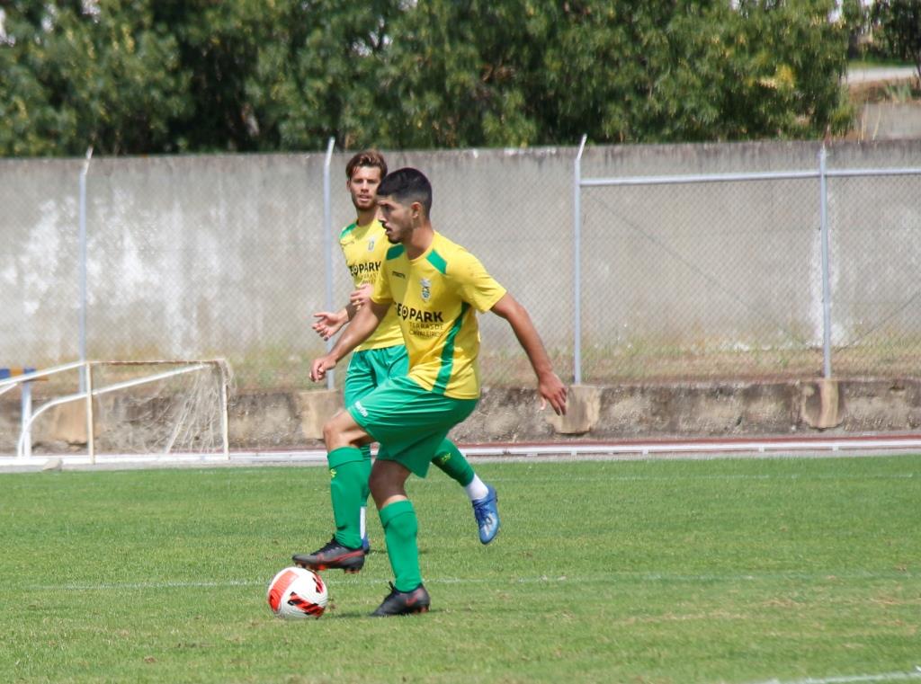 Futebol: Flávio, Alisson e Pereira falham encontro do Macedo com o Vila Meã