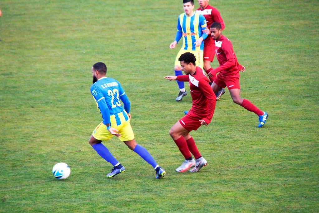 Futebol: GDB vence dérbi citadino e segura liderança