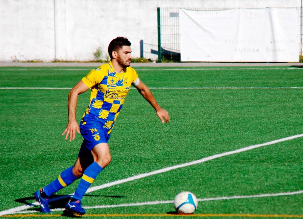 Rebordelo assume liderança do campeonato distrital de futebol