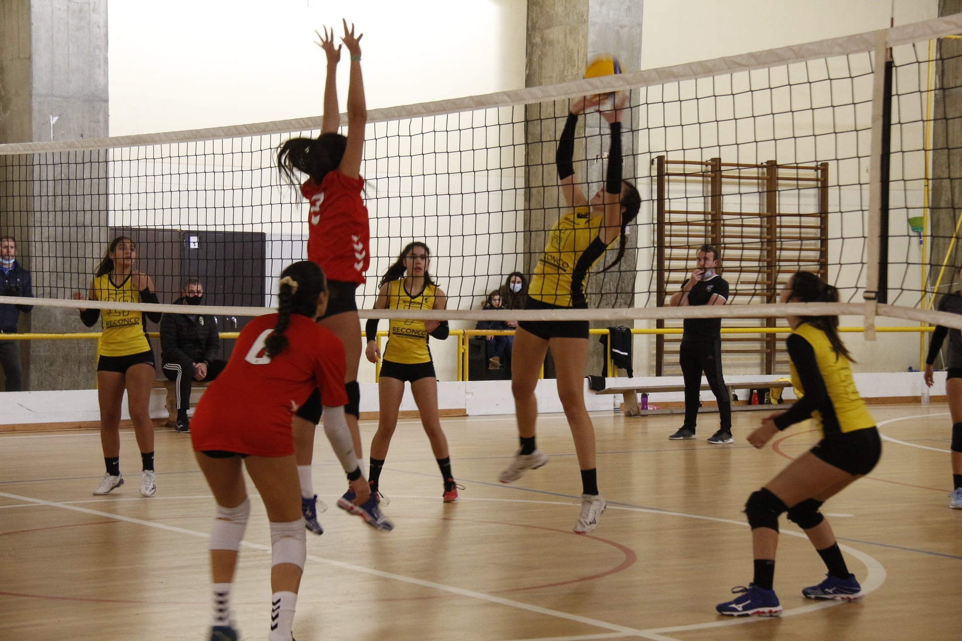 Voleibol: CAB perde em Braga e quebra ciclo vitorioso