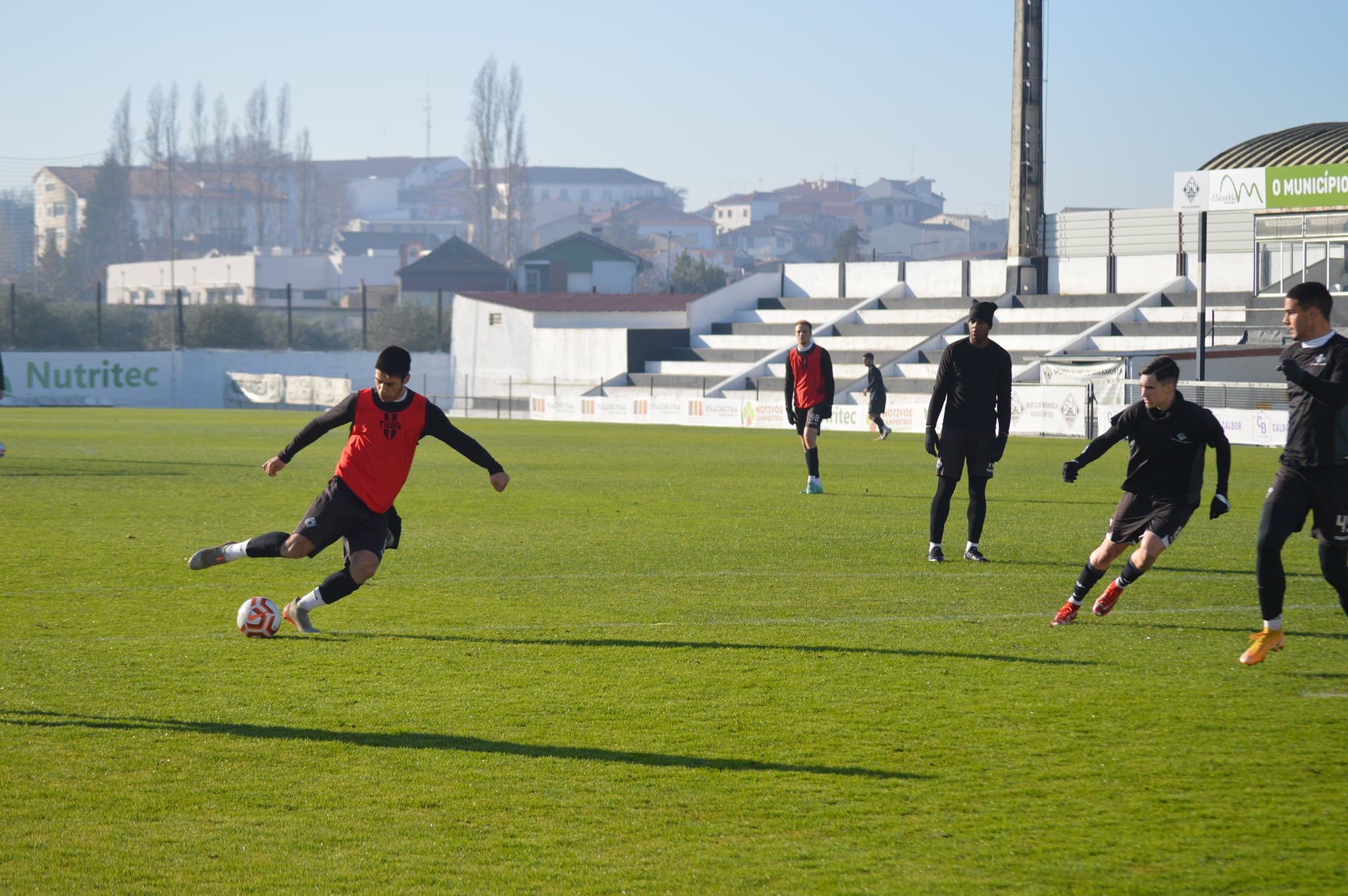 Futebol: Mirandela na máxima força para o jogo com o Vila Meã