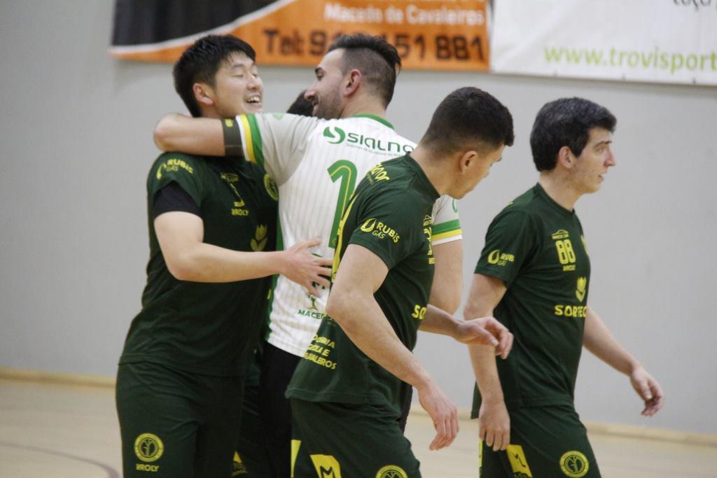 Futsal: Takumi bisou no primeiro triunfo do Macedense na fase de apuramento do campeão