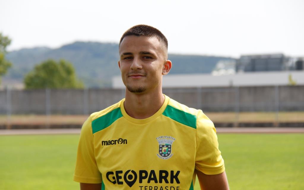 Futebol: Macedo soma primeira vitória (1-4) no Campeonato de Portugal