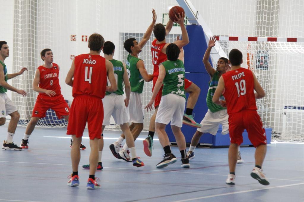 Basquetebol: Estrelas Brigantinas sofrem derrota caseira