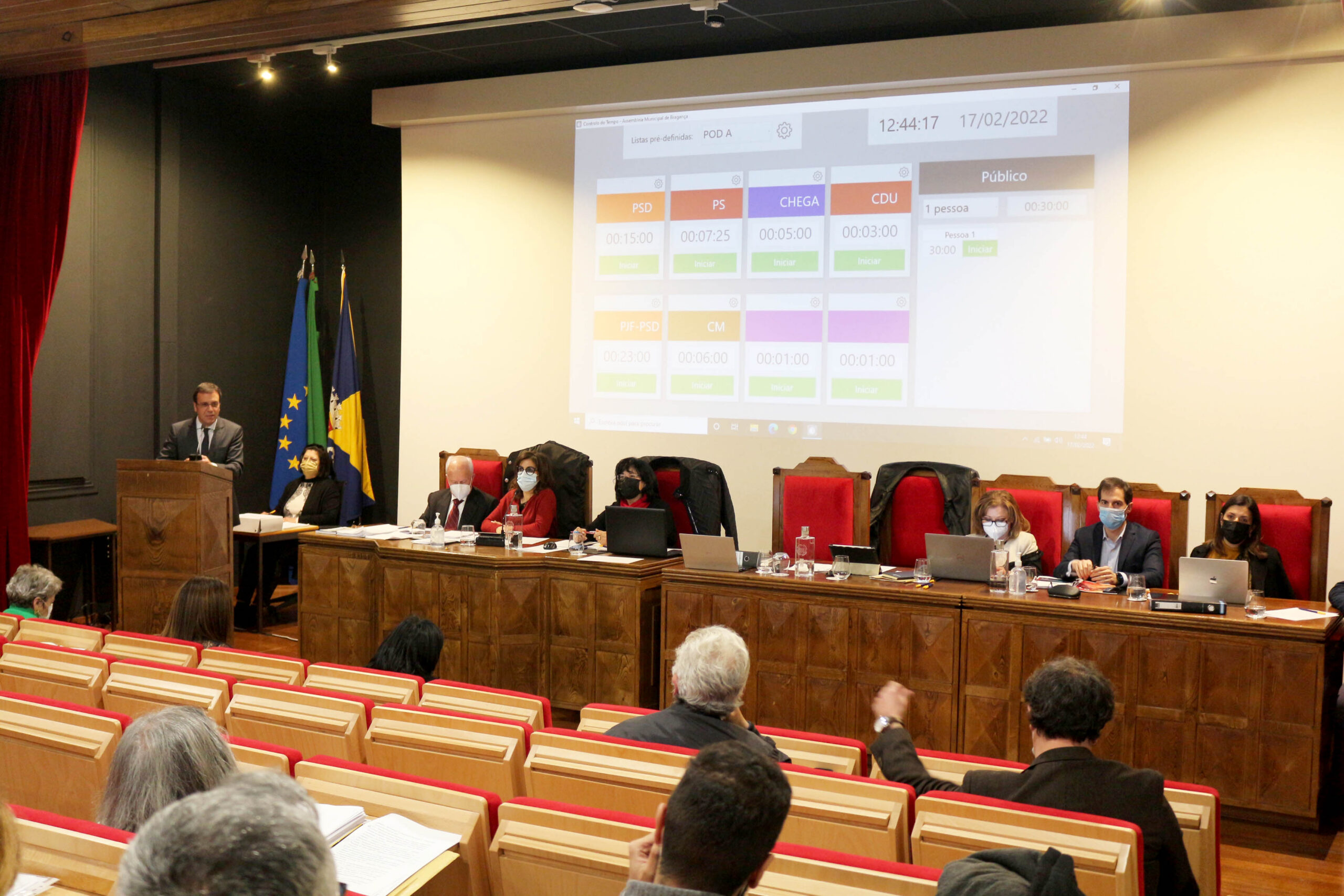 Assembleia de Bragança recomenda ao Governo que tome medidas para baixar preços de combustíveis e energia