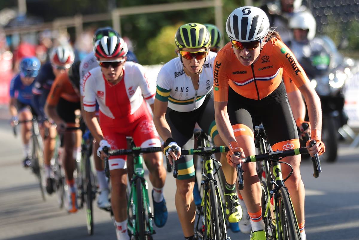 Ciclismo: ACB aposta no ciclismo de estrada no feminino