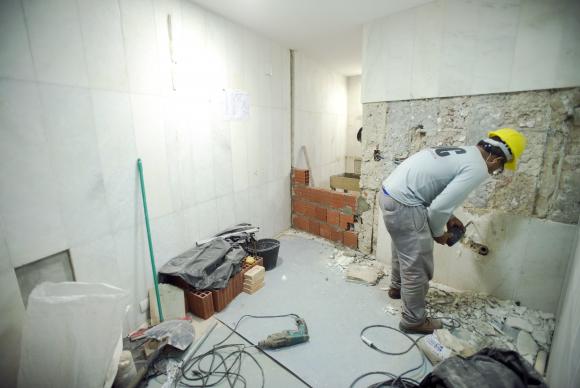 Câmara de Carrazeda de Ansiães apoia famílias carenciadas na melhoria de habitações