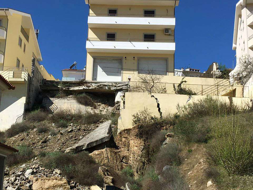 Proprietários das casas danificadas por um deslizamento em Mirandela há 8 anos revoltados com morosidade da justiça