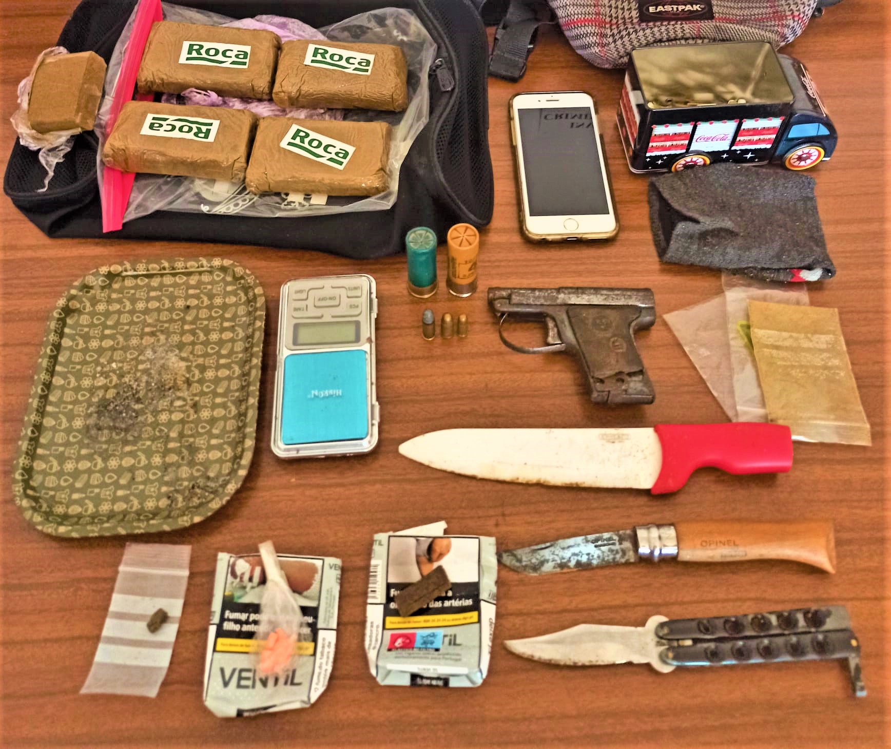 Prisão preventiva para jovem de 18 anos suspeito de tráfico de droga em Mirandela