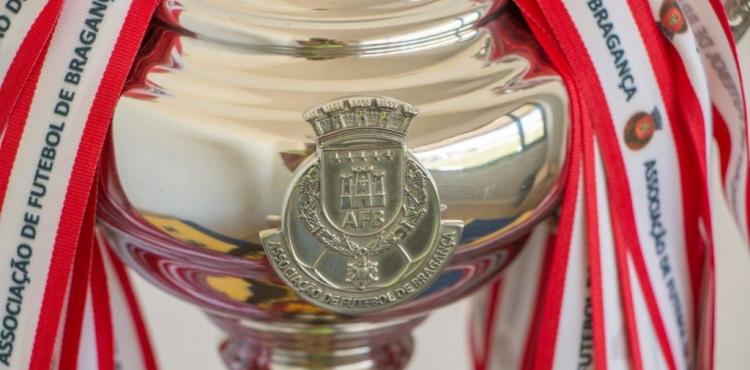 Futebol: Carção e Sendim querem garantir um lugar na final da Taça Distrital