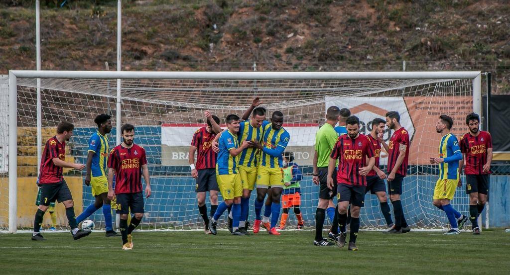 Futebol: Bragança vence e reforça liderança