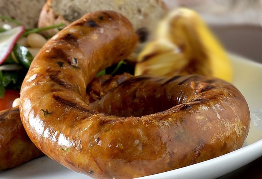 Mais de 1200 pessoas vão poder comer alheira IGP de Mirandela a 2 euros no Festival da Alheira
