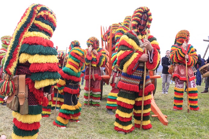 Podence voltou a receber enchentes no Entrudo Chocalheiro