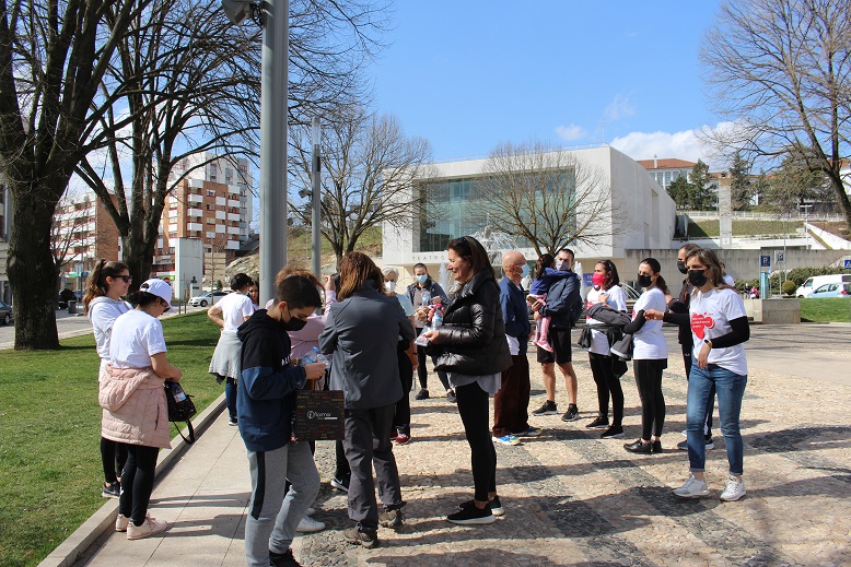Cáritas de Bragança organizou caminhada solidária para apoiar refugiados da Ucrânia
