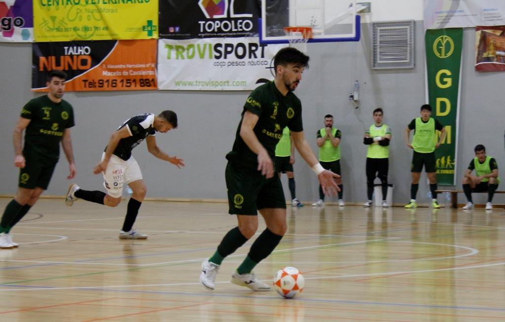 Futsal: Macedense sofre derrota com o Burinhosa