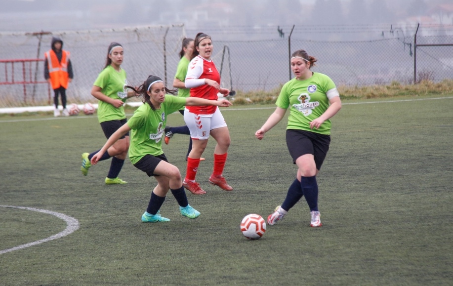 Futebol Feminino: AD Paredes quer fazer muito com pouco na Taça Nacional