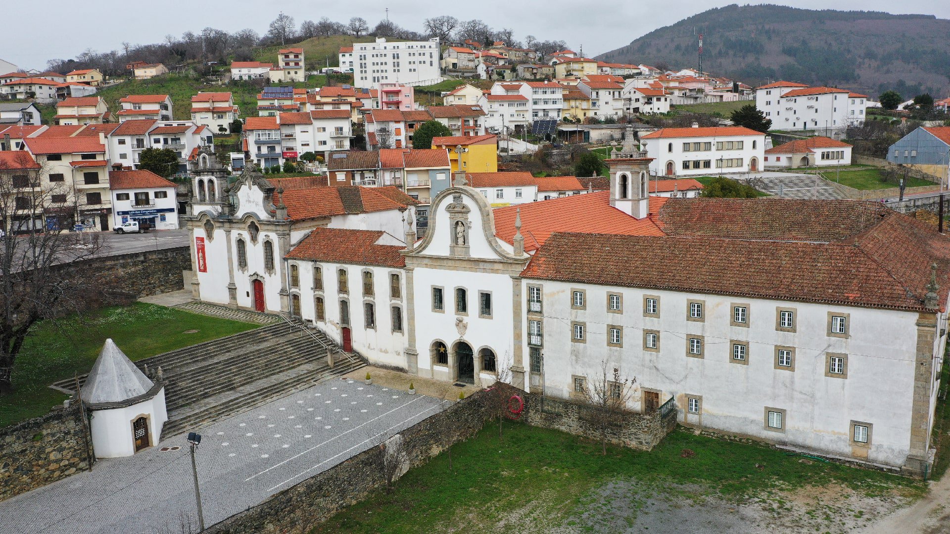 Empresário Nuno Gomes rejeita ter obtido ganhos com terreno do seminário de Vinhais