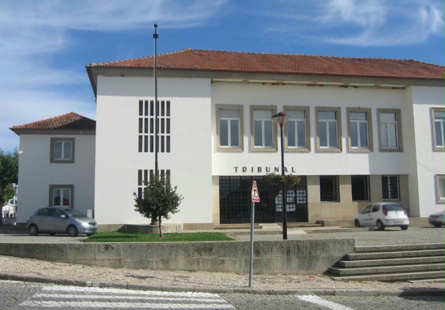 Suspeito de abuso sexual de crianças em Alfândega da Fé fica com apresentações periódicas às autoridades