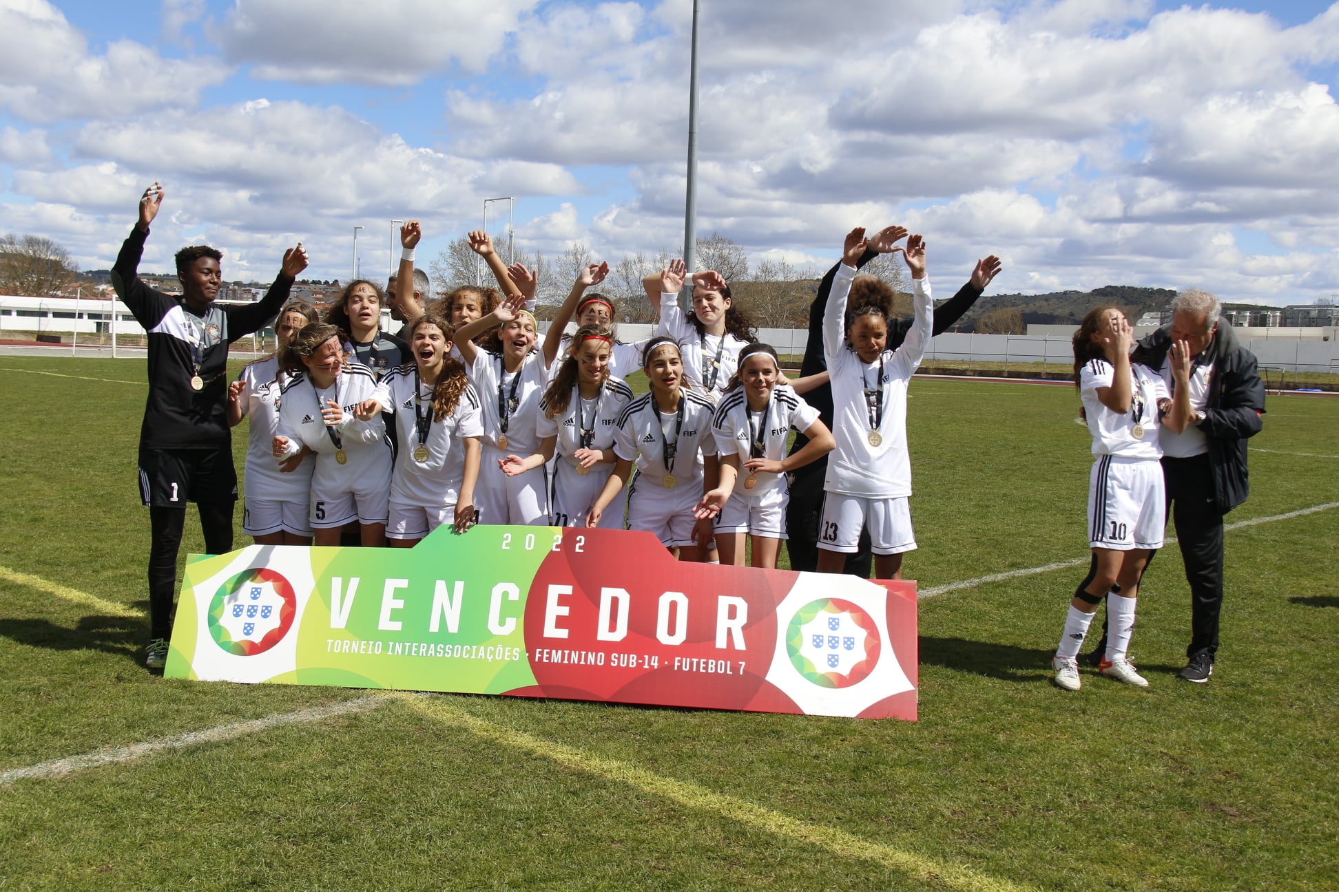 Futebol feminino: Lisboa vence Liga de Ouro em Macedo de Cavaleiros