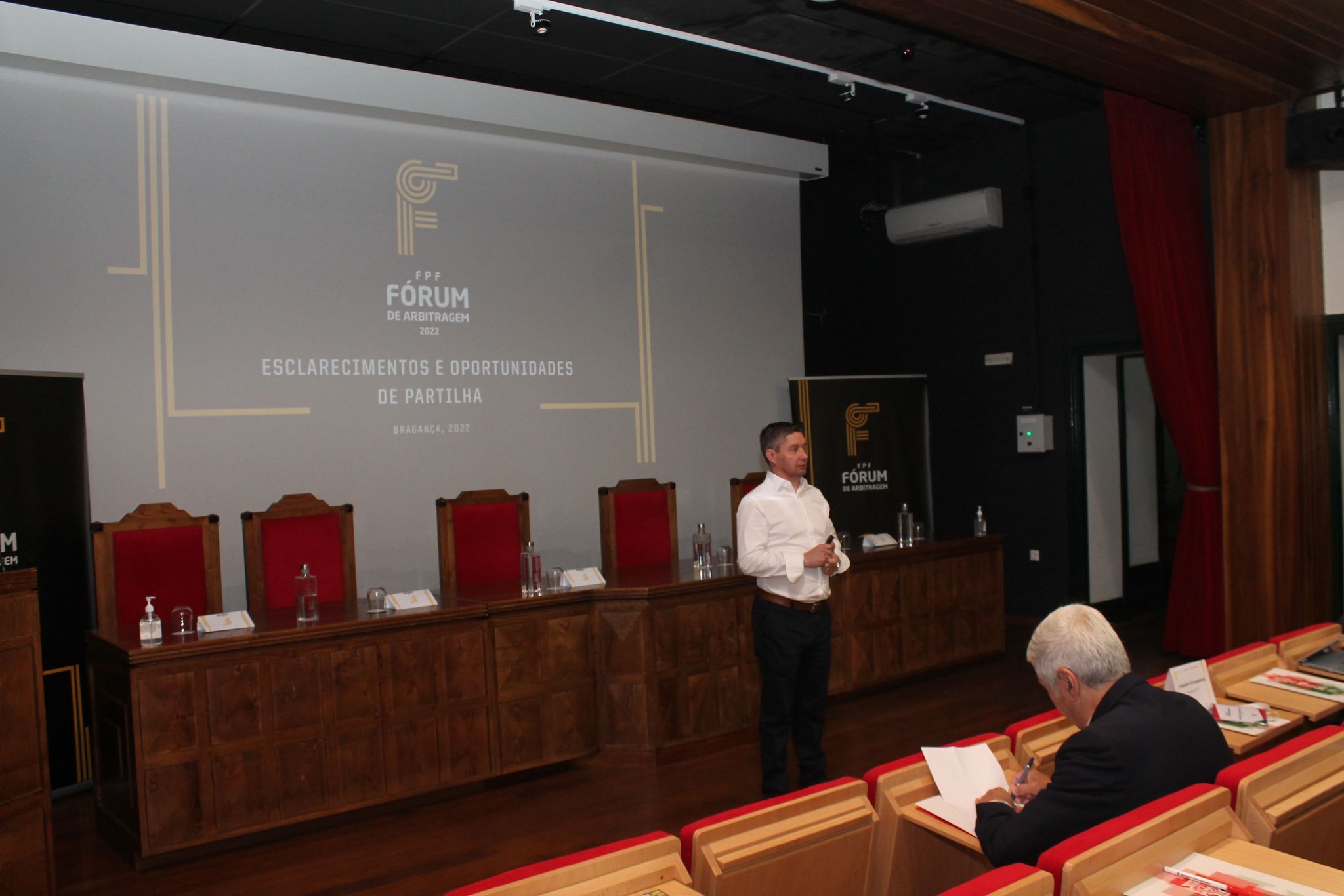 Arbitragem nacional debatida em Bragança