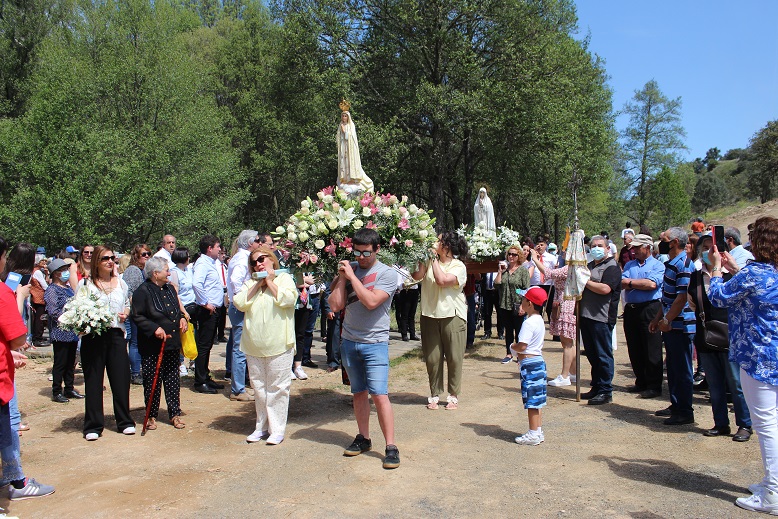Pestiqueira e Villarino de Manzanas juntam-se na fronteira para celebrar em honra da Nossa Senhora de Fátima