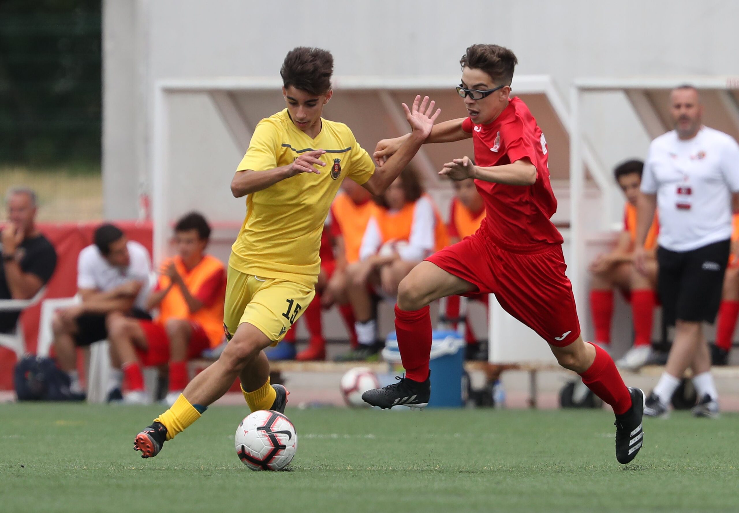 Futebol: Selecção distrital entra a perder na Liga de Bronze do Torneio Lopes da Silva