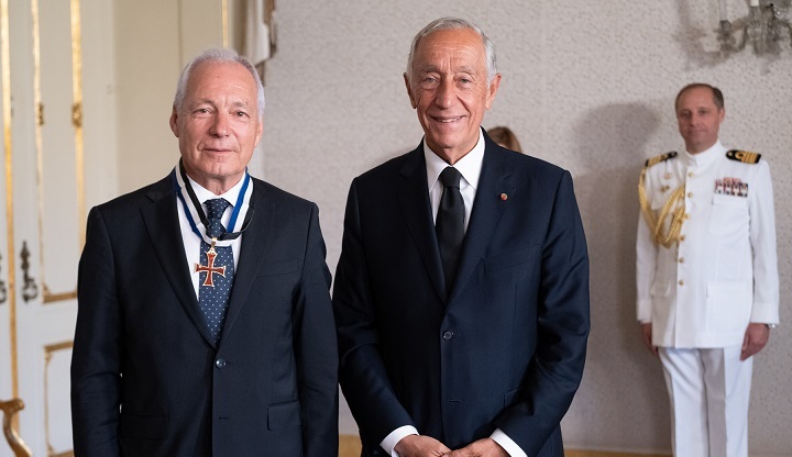 Jorge Nunes condecorado pelo Presidente da República como Comendador da Ordem do Infante D. Henrique