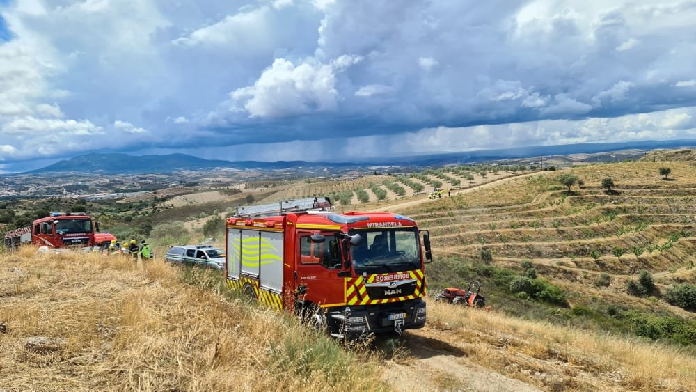 Homem morreu e outro ficou ferido num acidente de tractor em Carvalhais