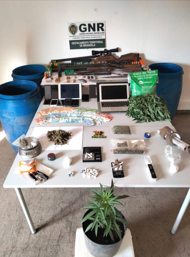 Quatro dos detidos por tráfico de droga na zona Norte ficaram em prisão preventiva