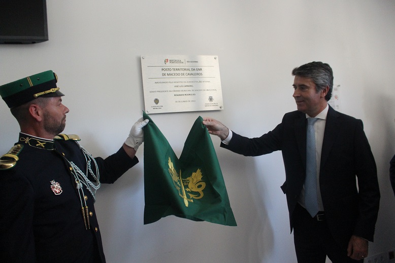 Ministro da Administração Interna inaugurou novo quartel da GNR de Macedo onde há falta de militares