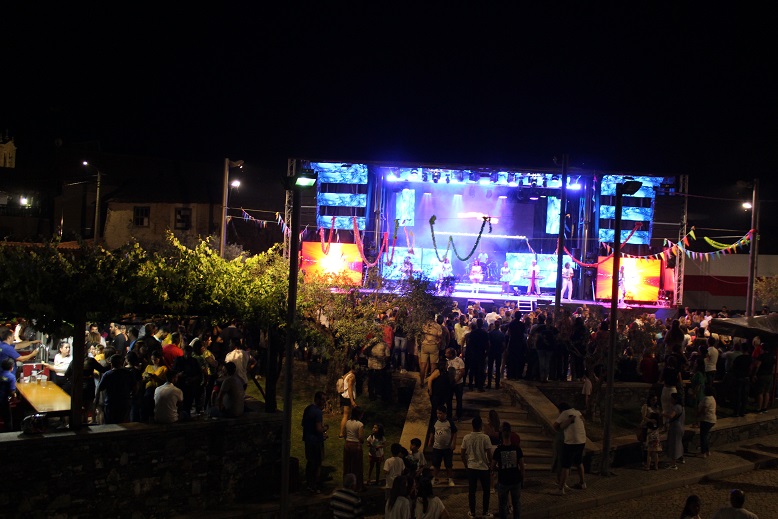 Bailes das aldeias regressam em força este ano mas espectáculos podem estar mais caros