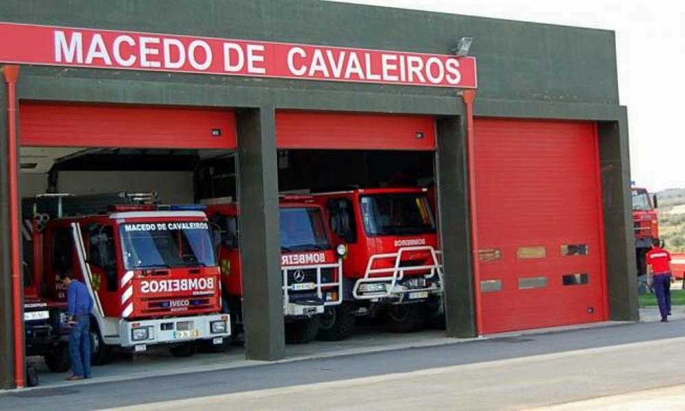 Despiste provoca dois feridos um deles grave perto de Vale Pradinhos