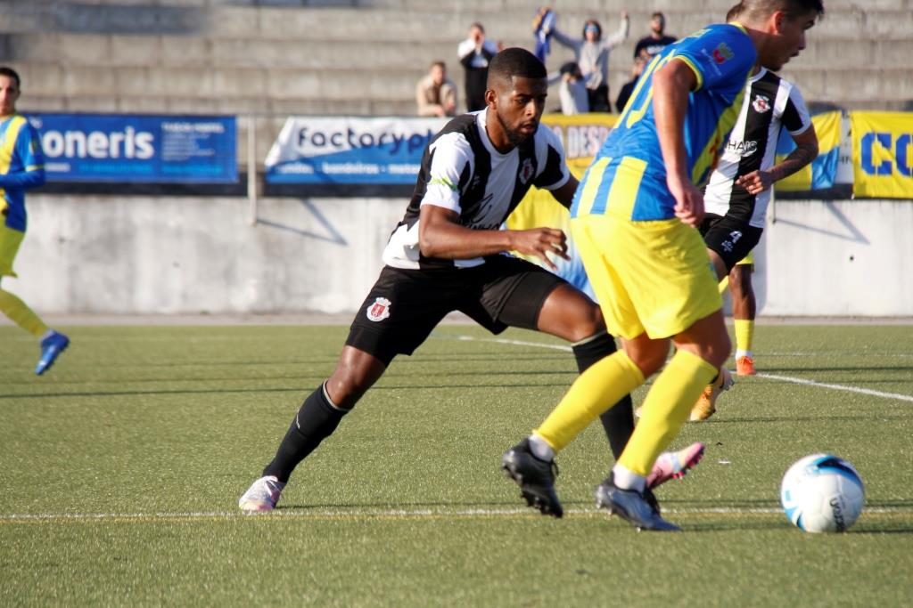 Futebol: Lico e Nelson Edra a caminho do C.A. Macedo de Cavaleiros