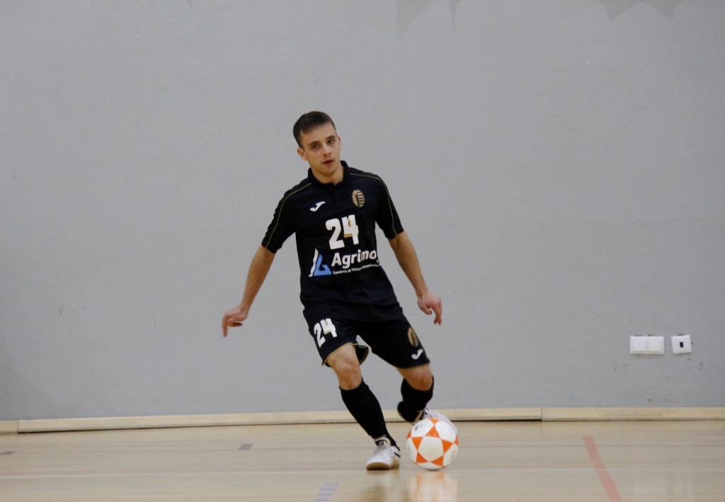 Futsal: Uma vitória e uma derrota em jornada dupla para o Mogadouro