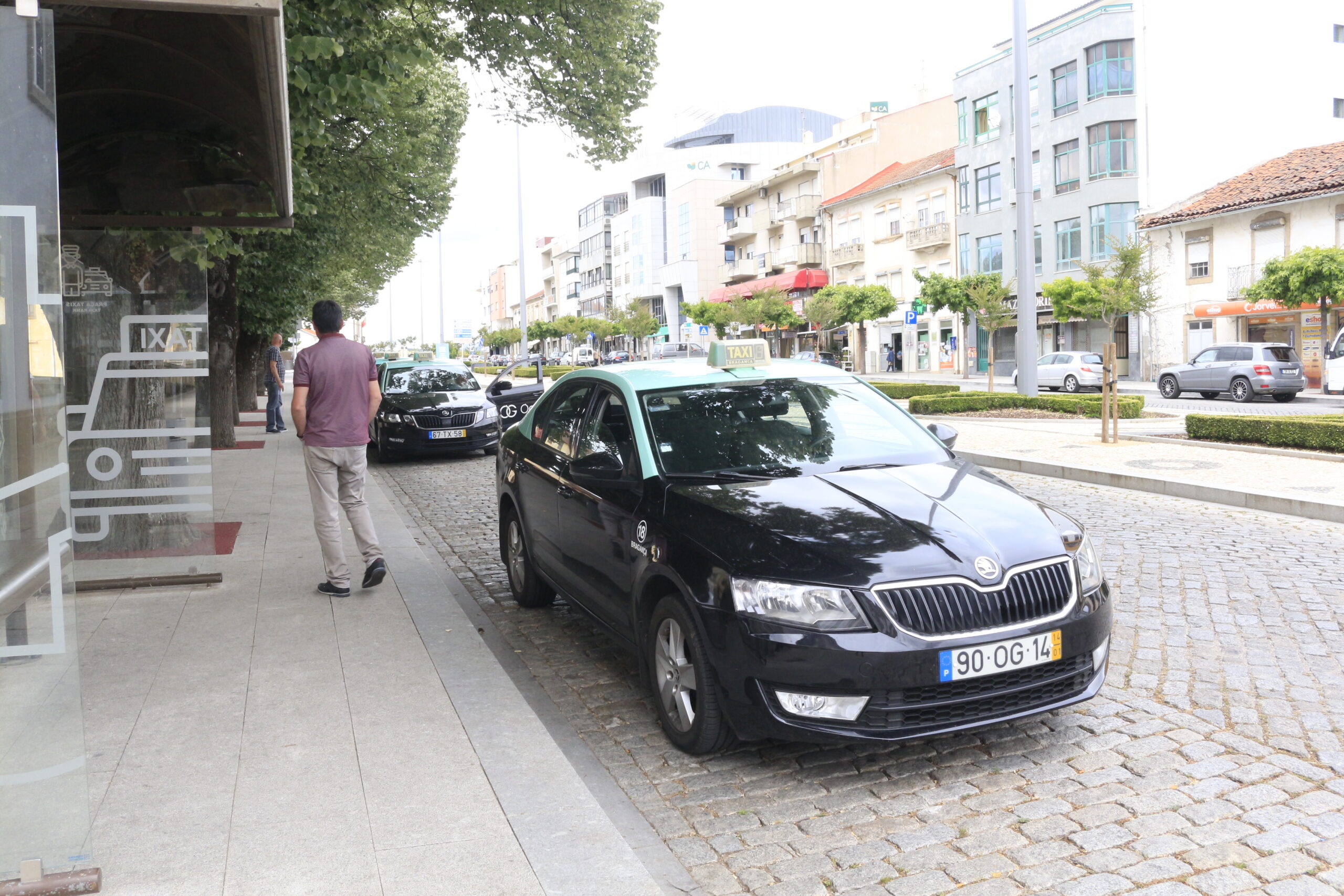 Tarifa dos táxis vai aumentar mas taxistas de Bragança temem que afaste clientes