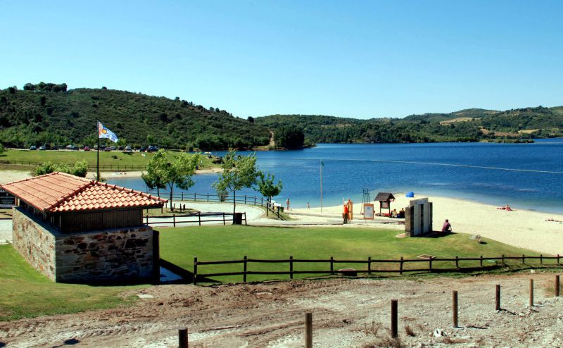 Época balnear arrancou ontem no Azibo