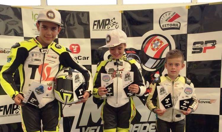 Pilotos da DSVK Bragança no pódio no Bombarral
