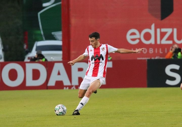 Futebol: Leixões SC empresta Rodrigo Ferreira ao Montalegre