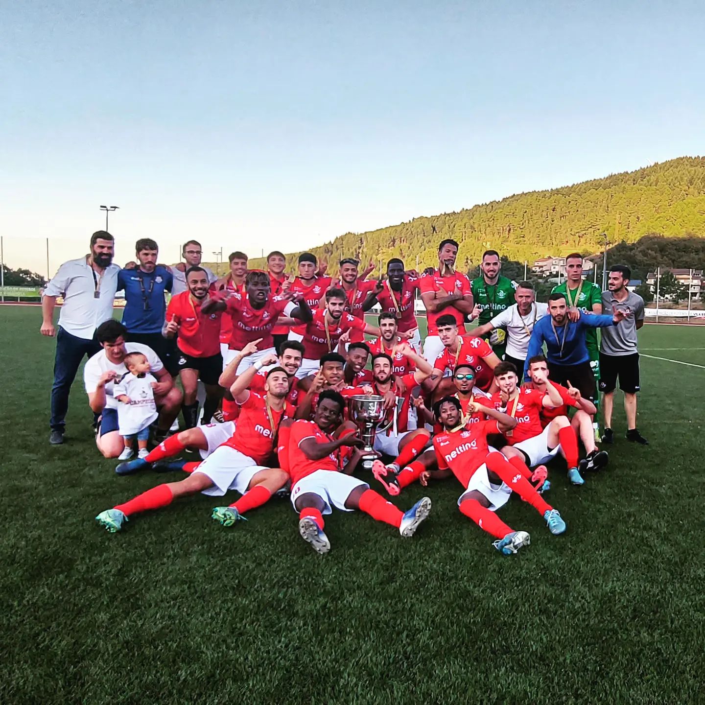 Futebol: Vilar de Perdizes bate Bragança nos penáltis e vence Taça Transmontana