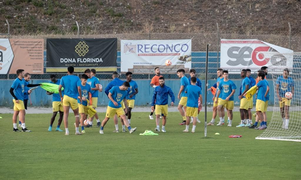 Futebol: Brigantinos na máxima força para a primeira eliminatória da Taça de Portugal