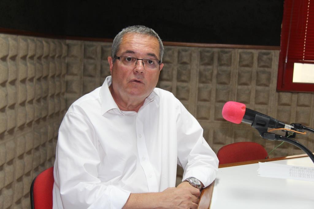 Futsal: Carlos Santos defende a organização de inter-distritais de futsal na formação