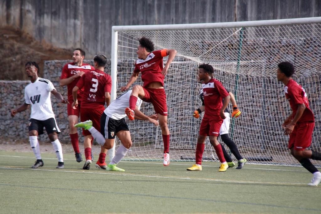 Futebol: Técnico dos Estudantes Africanos focado no crescimento dos jovens jogadores