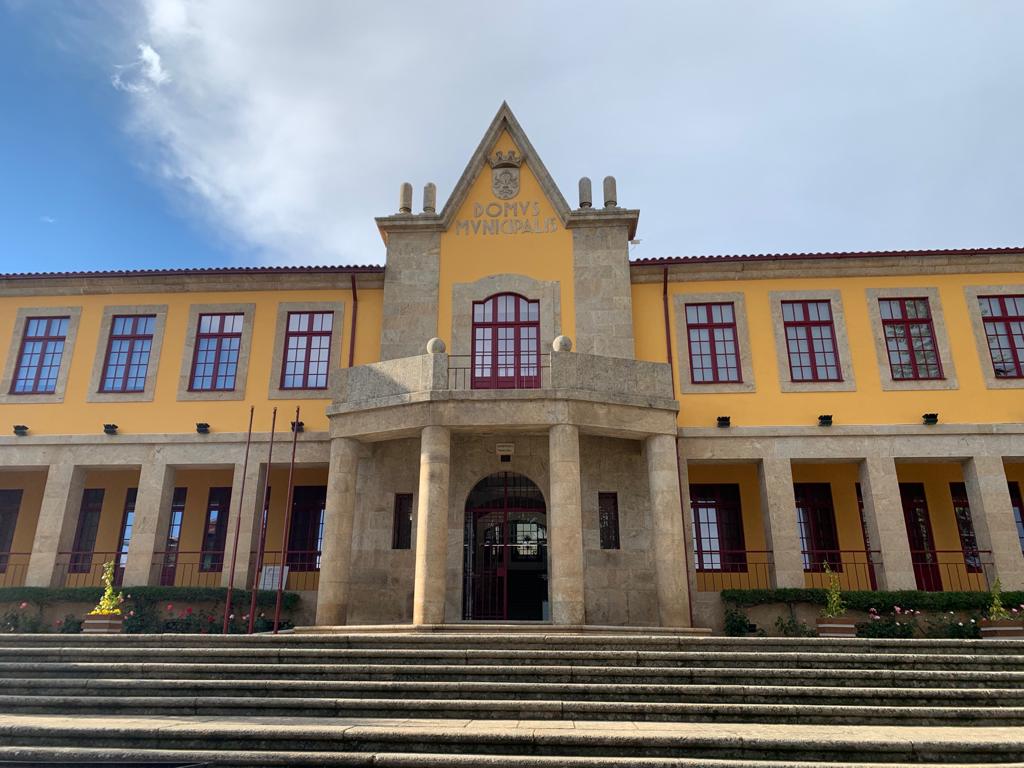 Agravada acusação do antigo secretário da Junta de Vila Flor e do funcionário do Centro Social de São Bartolomeu