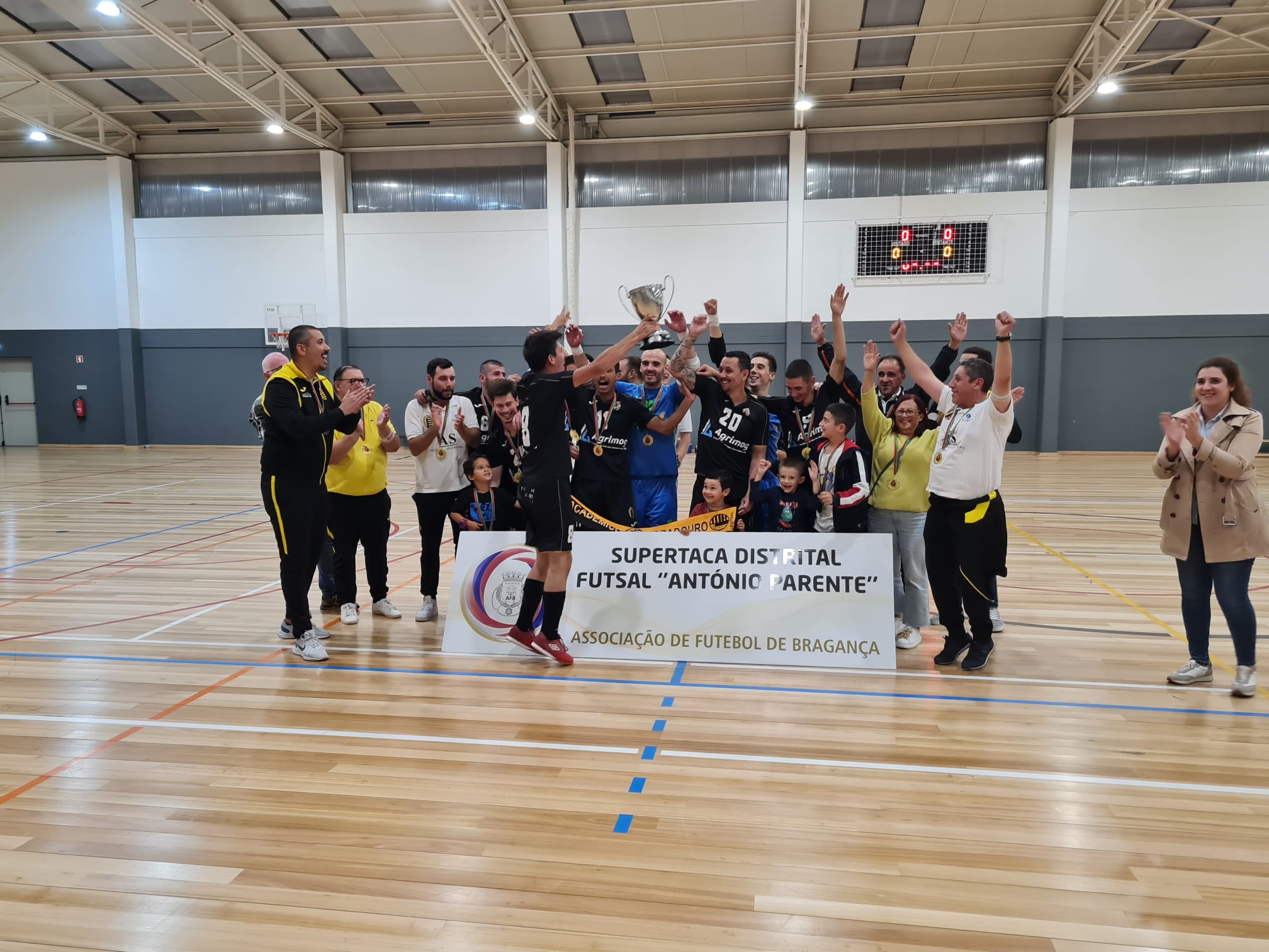 Futsal: Mogadouro conquista Supertaça Distrital António Parente